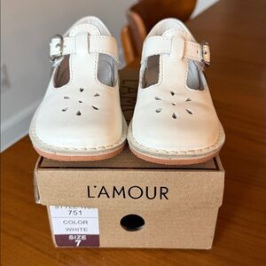 L'Amour CLASSIC White Kids Dress Shoes